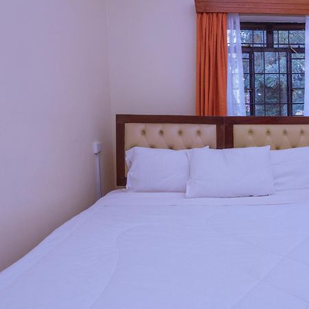Chak Guesthouse & Conference Center Nairobi Ngoại thất bức ảnh