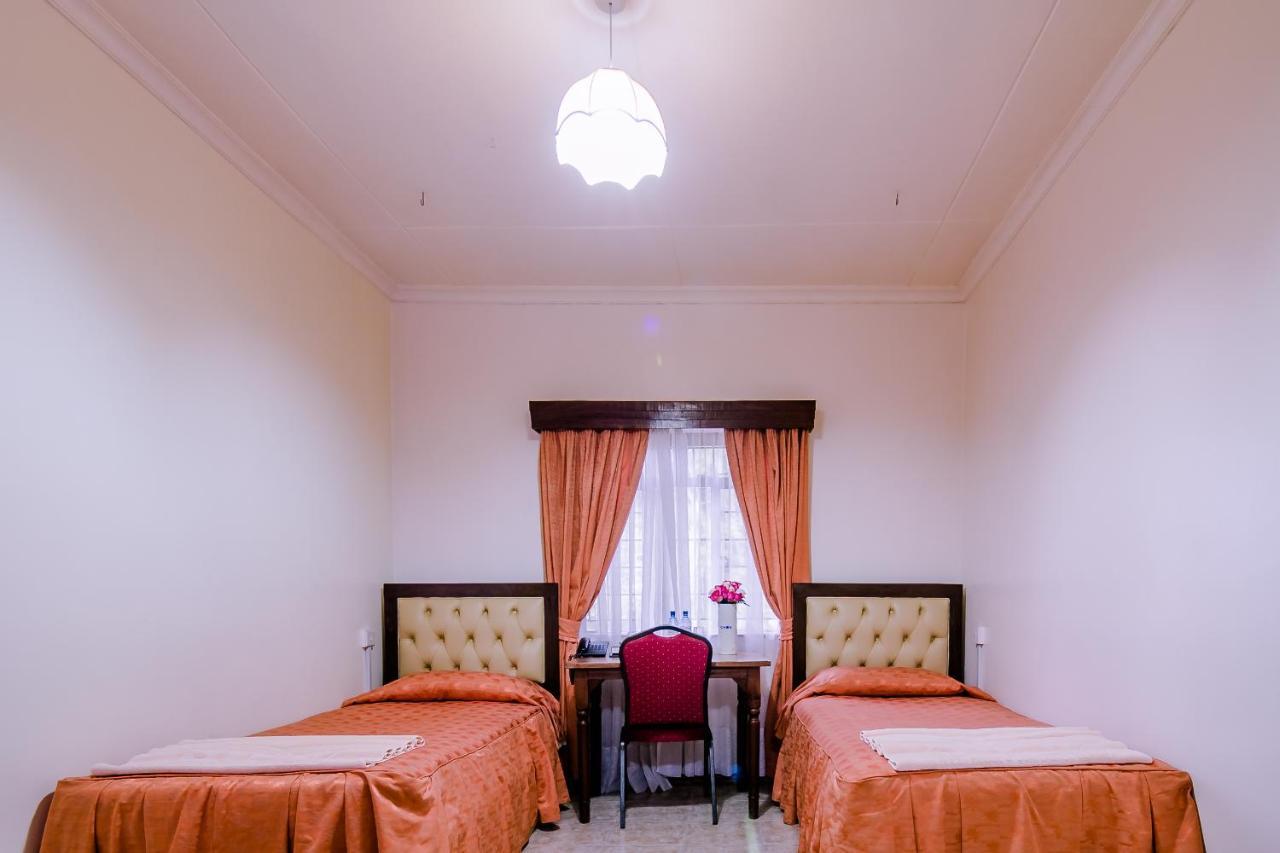 Chak Guesthouse & Conference Center Nairobi Ngoại thất bức ảnh
