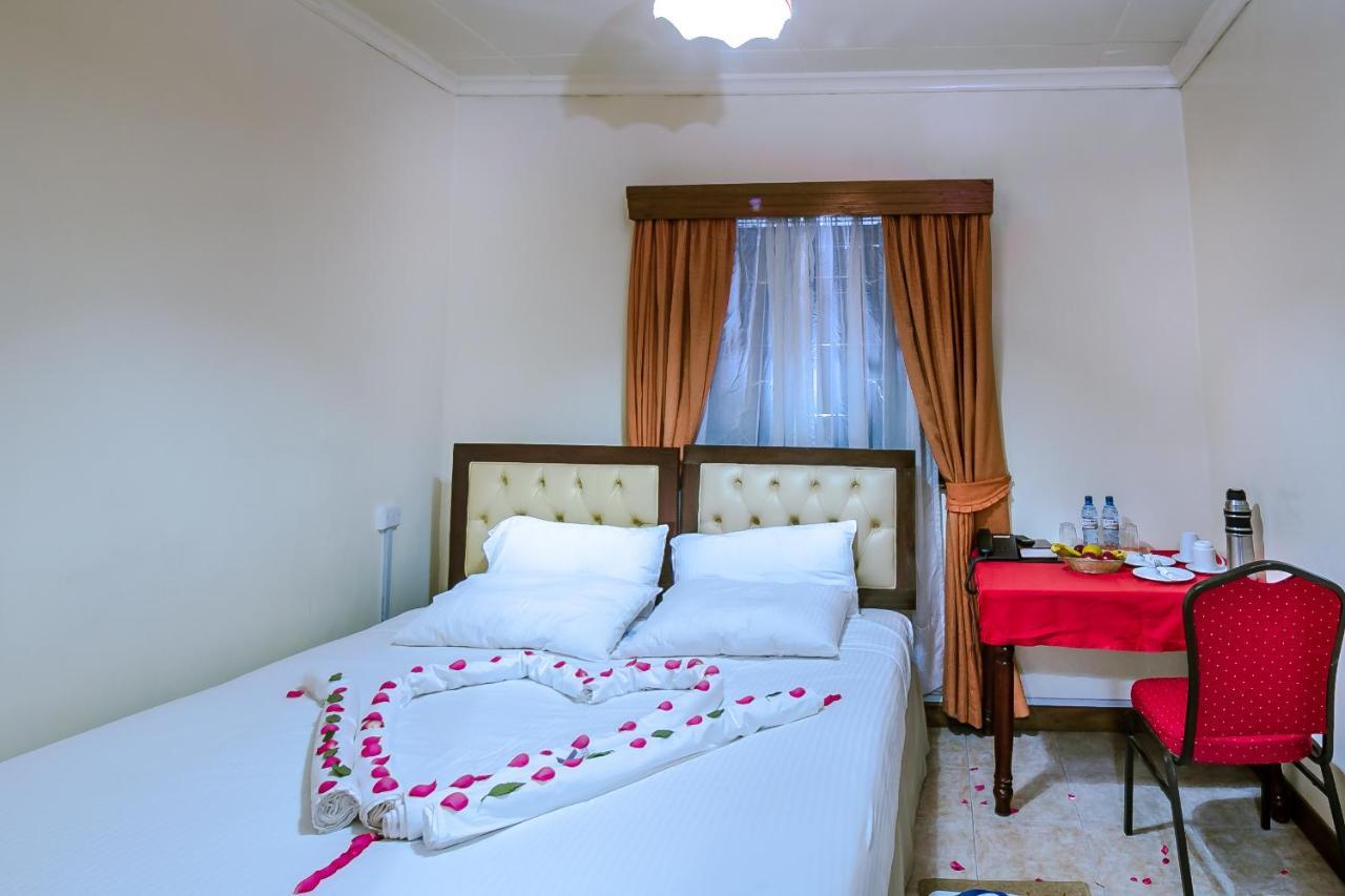 Chak Guesthouse & Conference Center Nairobi Ngoại thất bức ảnh