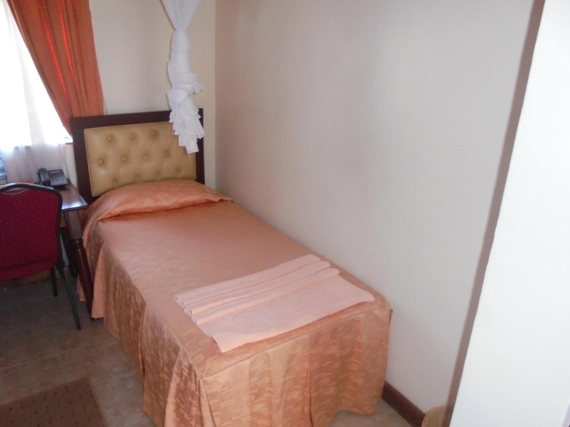 Chak Guesthouse & Conference Center Nairobi Phòng bức ảnh