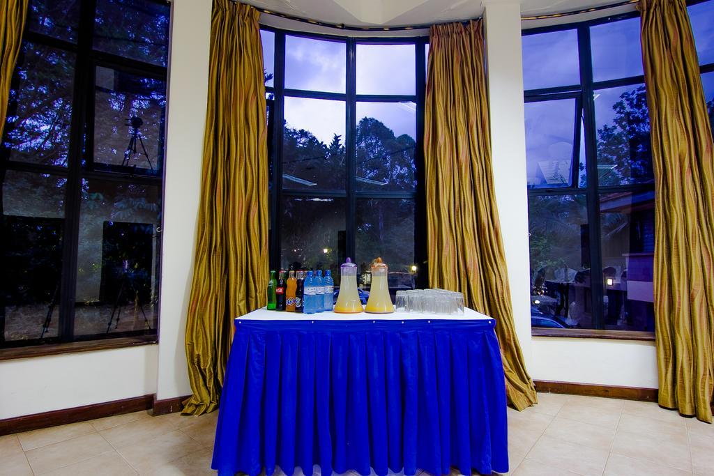 Chak Guesthouse & Conference Center Nairobi Ngoại thất bức ảnh